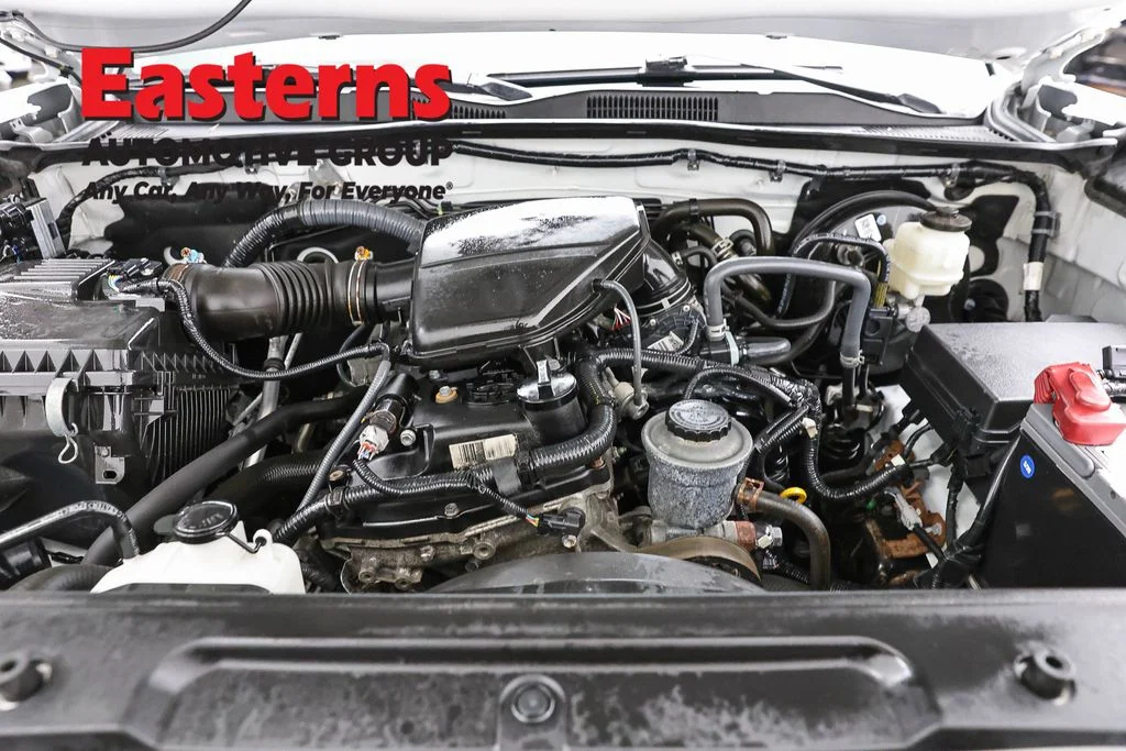 Used 2020 White Toyota SR image 7