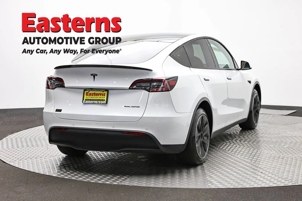 Used 2020 White Tesla Long Range image 5