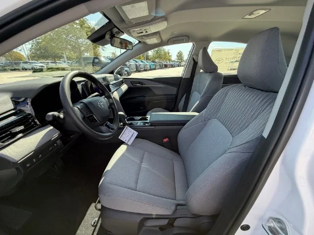 New 2026 Ice Cap Toyota LE image 8