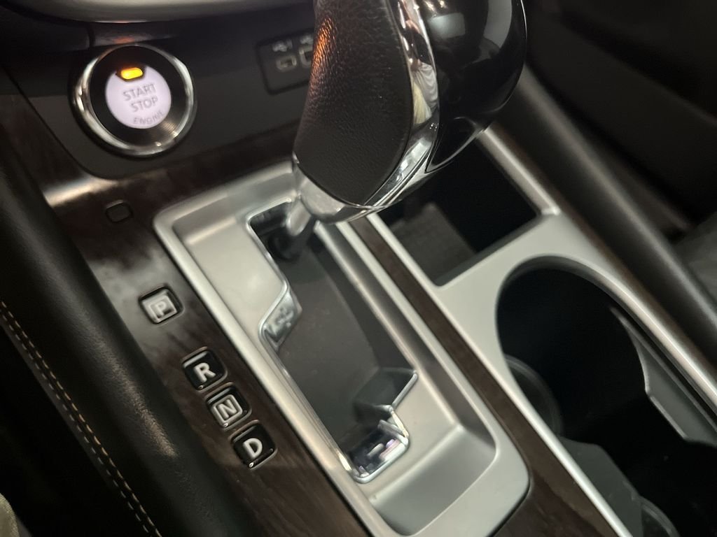 Used 2021 Gray Nissan Platinum image 24