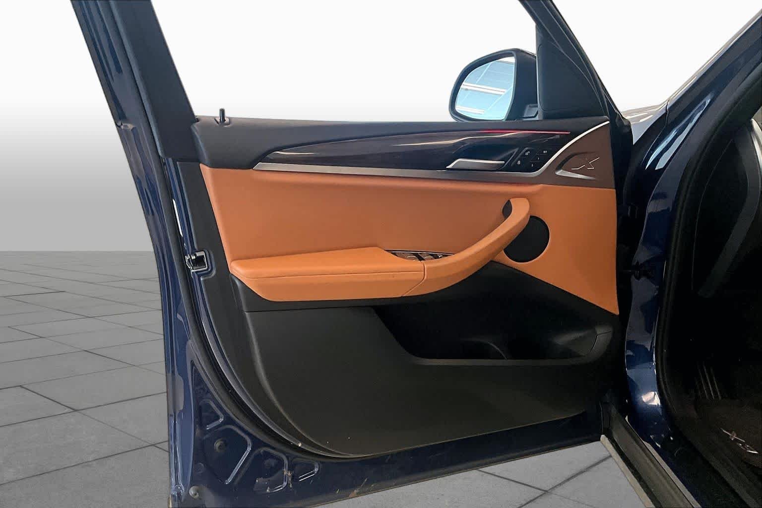 Used 2023 Phytonic Blue Metallic BMW sDrive30i image 20