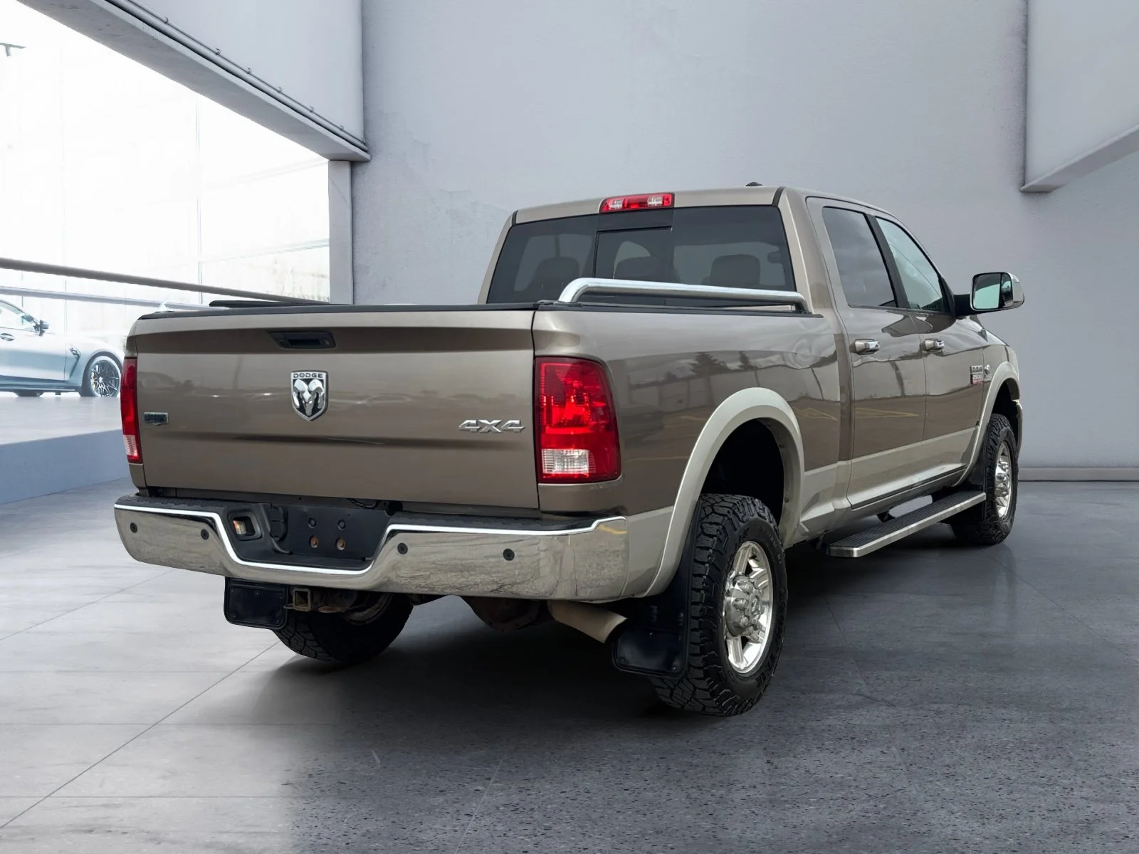 Used 2010 BROWN Dodge Laramie image 5