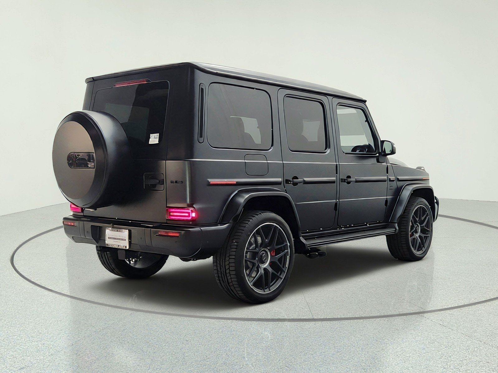 New 2027 MANUFAKTUR Night Black Magno Mercedes-Benz AMG® G 63 SUV image 5