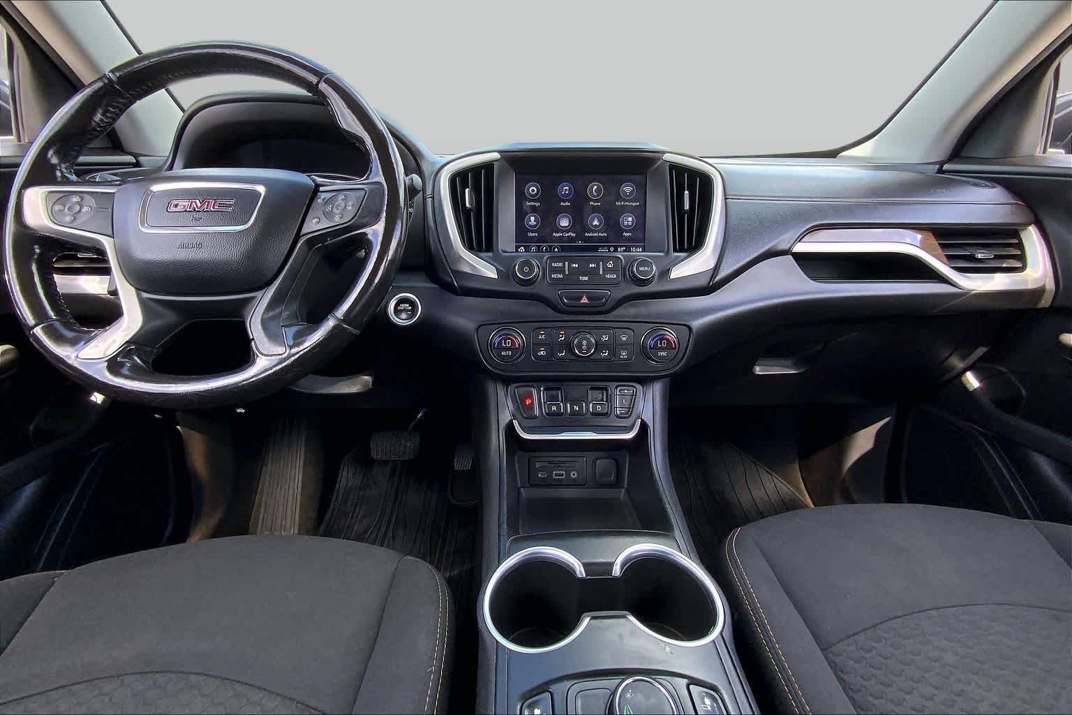 Used 2018 Graphite Gray Metallic GMC SLE image 15