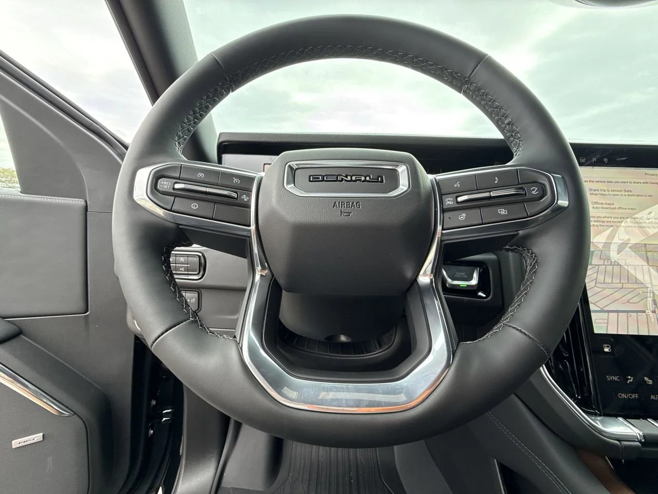 2026 GMC Yukon XL Denali - Photo 15