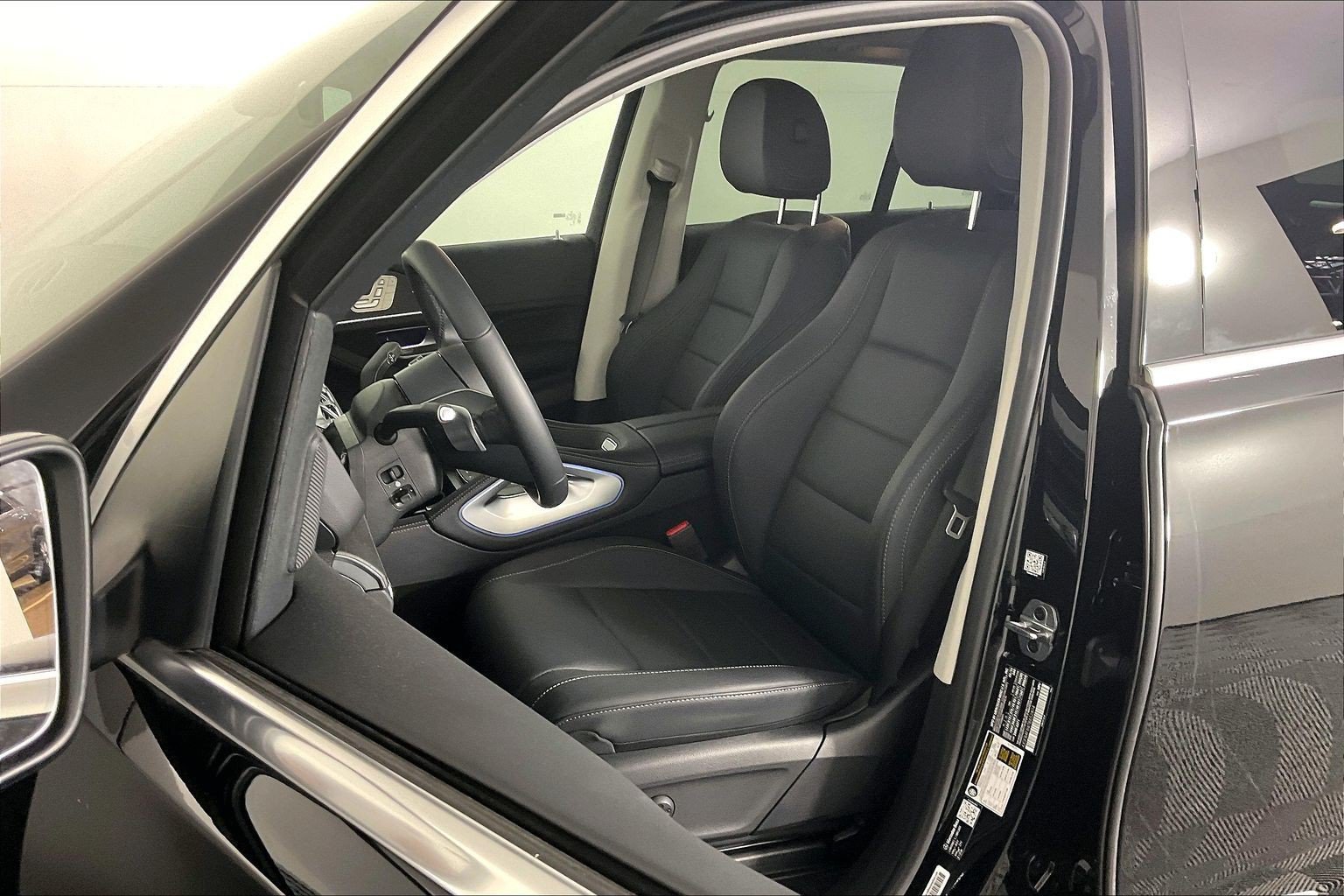 New 2026 Black Mercedes-Benz GLE 350 image 17