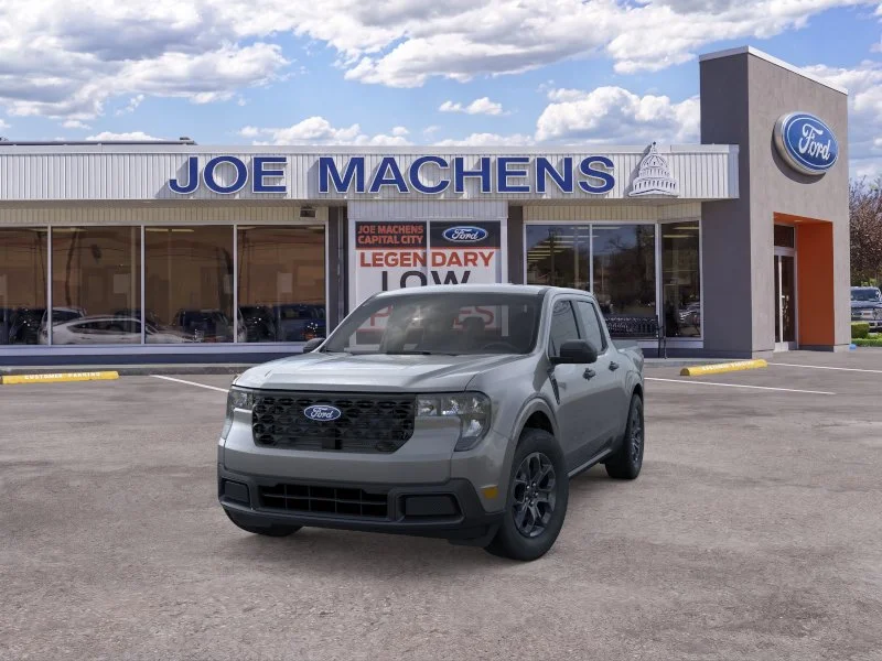 New 2026 Carbonized Gray Metallic Ford XLT image 3
