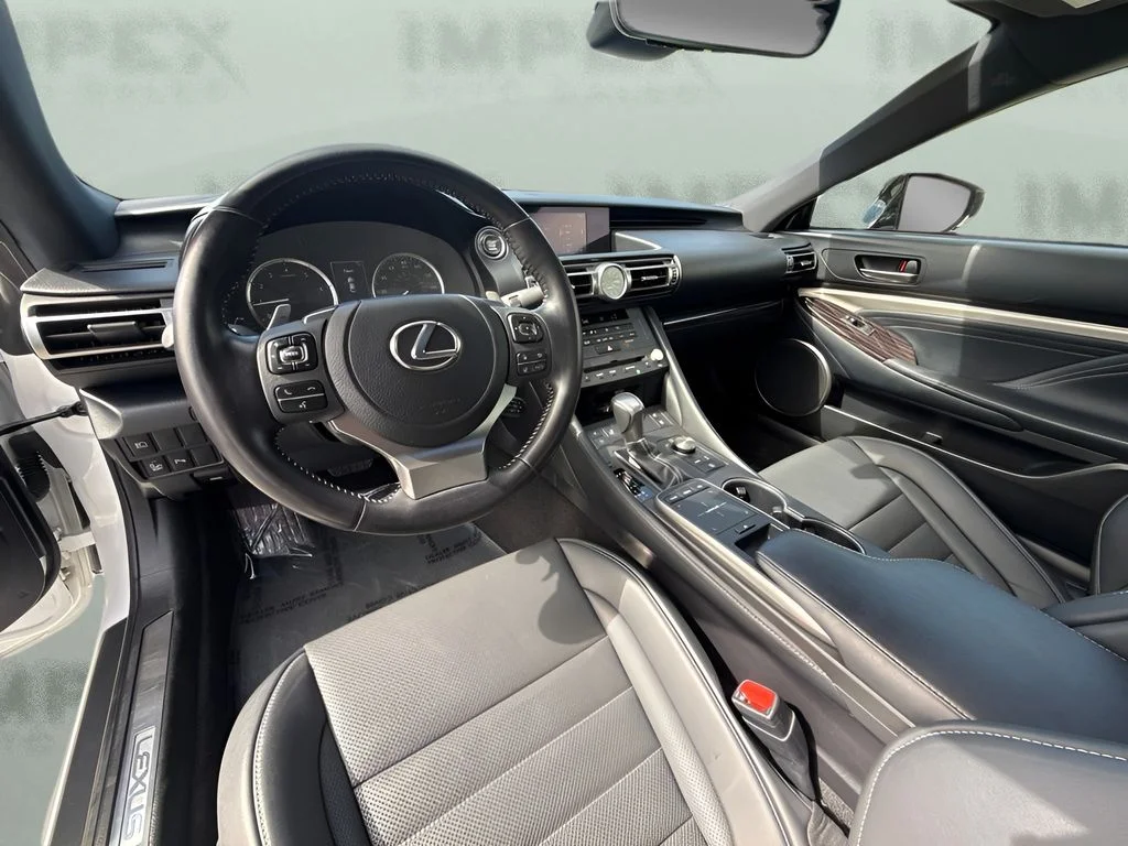 2022 Lexus RC 350 - Photo 8