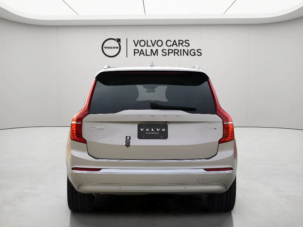 2025 Volvo XC90 Plus - Photo 8