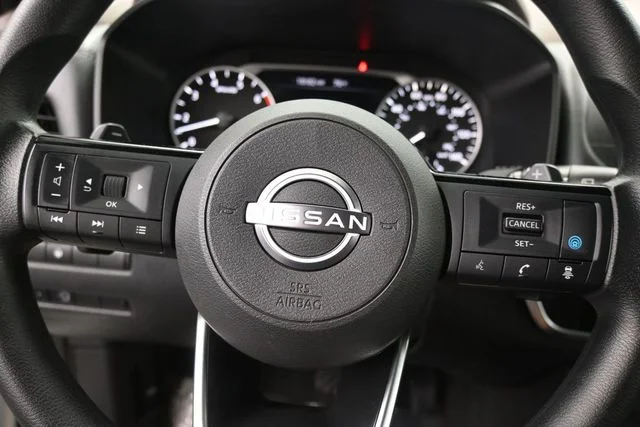 Used 2023 White Nissan SV image 17