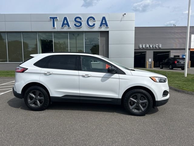 Used 2024 White Ford SEL image 8