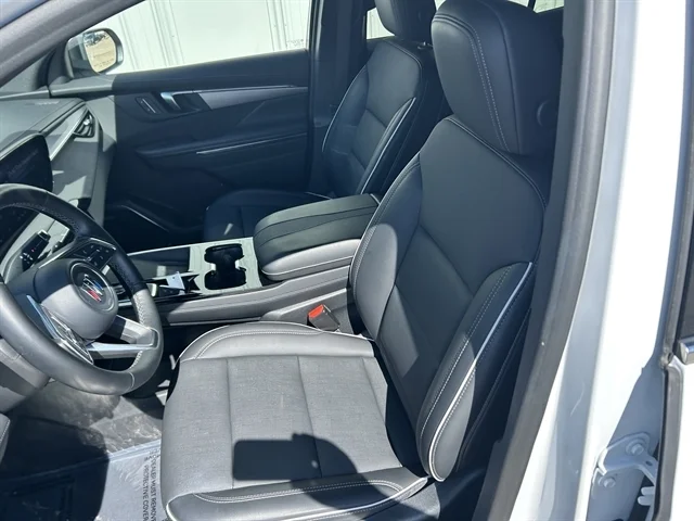 Used 2025 WHITE BUICK Preferred image 16