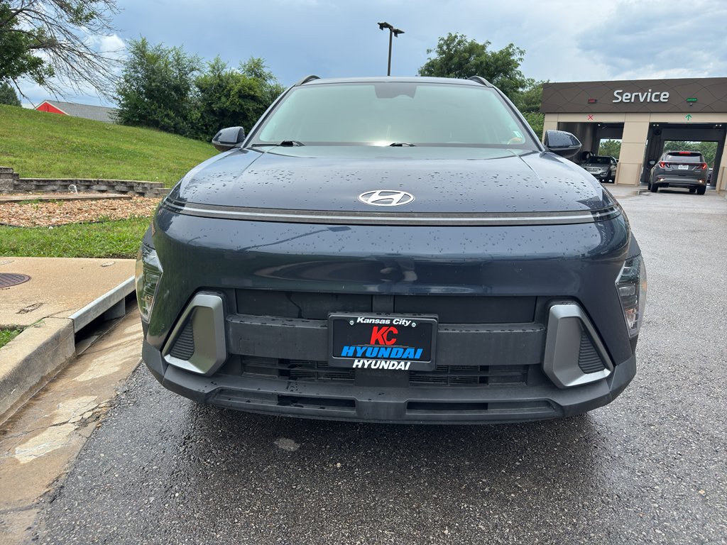 Used 2025 Denim Blue Hyundai SEL image 2