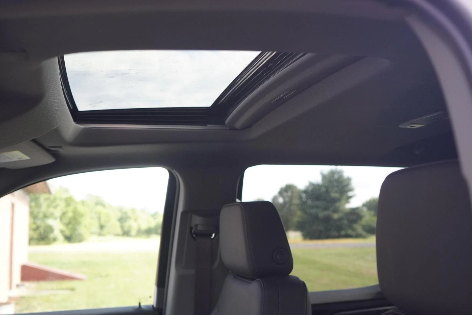 2026 GMC Sierra 1500 SLT - Photo 22
