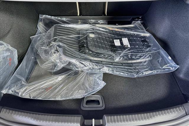 New 2026 Polar White Mercedes-Benz C 300 image 54