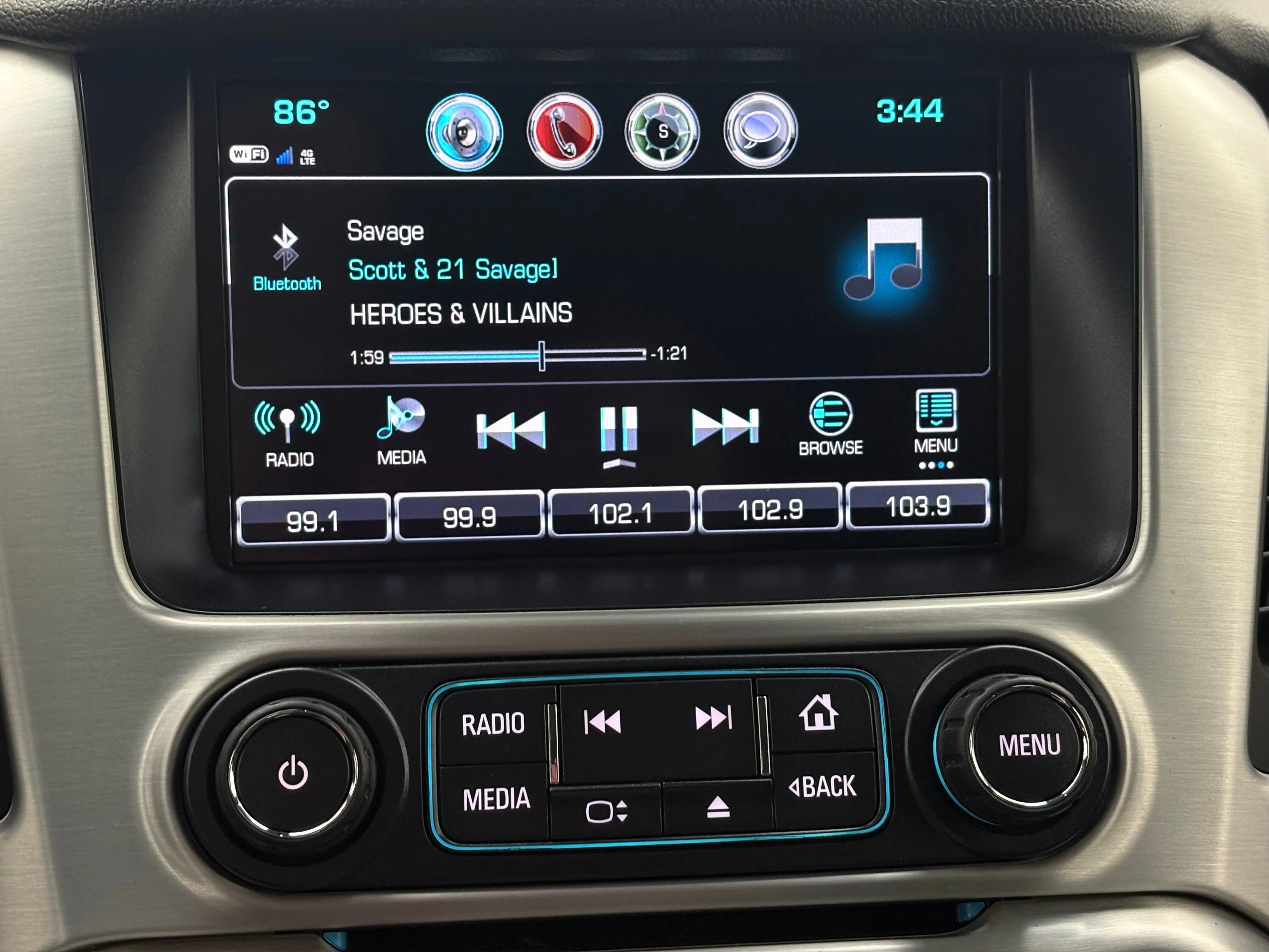Used 2018 SUMMIT WHITE GMC SLT image 27