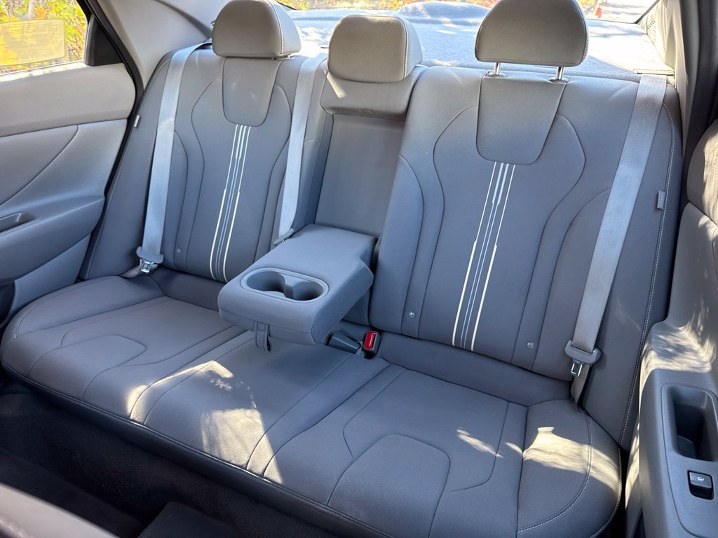 2024 Hyundai Elantra SEL - Photo 17
