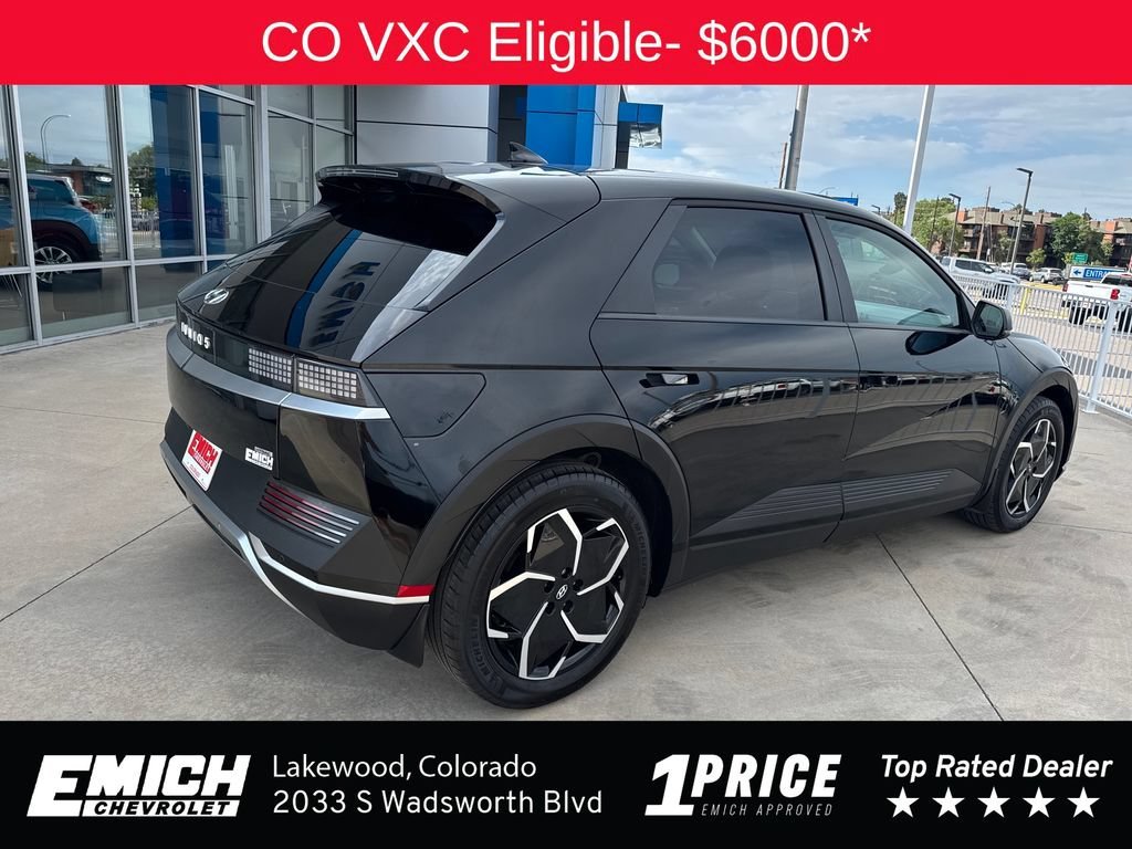 Used 2024 Abyss Black Hyundai SEL image 5