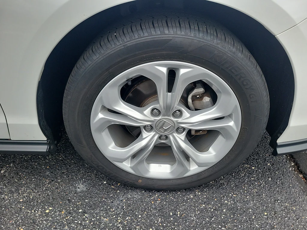 Certified Used 2023 WHITE Honda LX image 6