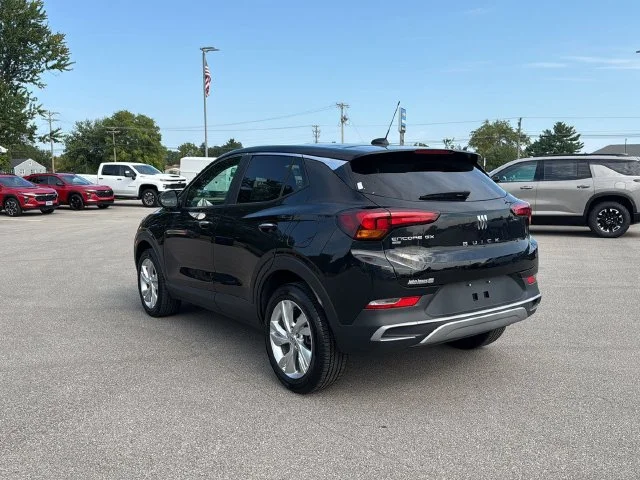 Used 2025 Ebony Twilight Metallic Buick Preferred image 18