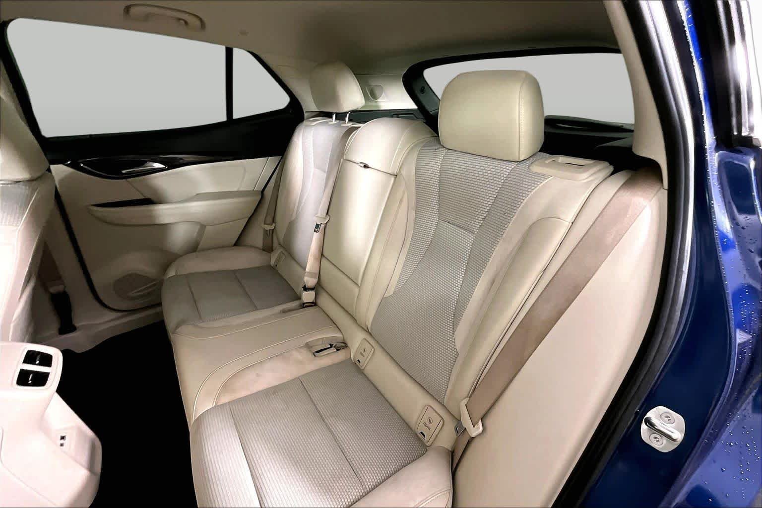 Used 2023 Sapphire Metallic Buick Preferred image 18