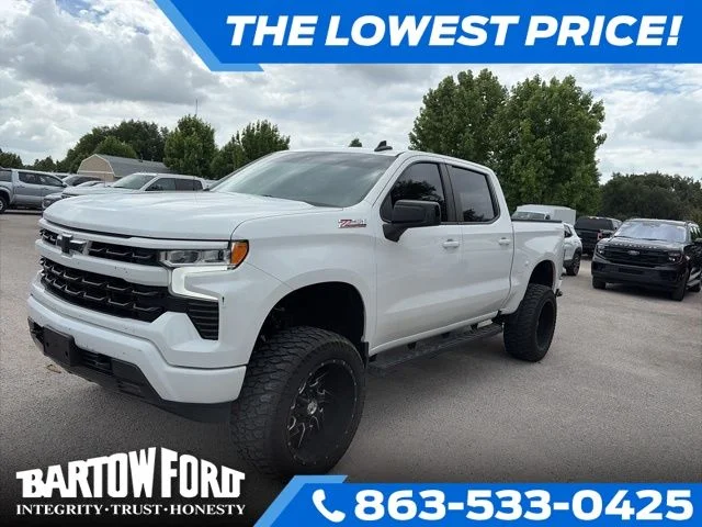 Used 2022 White Chevrolet RST image 1
