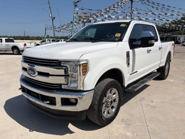 Used 2019 White Ford LARIAT image 1