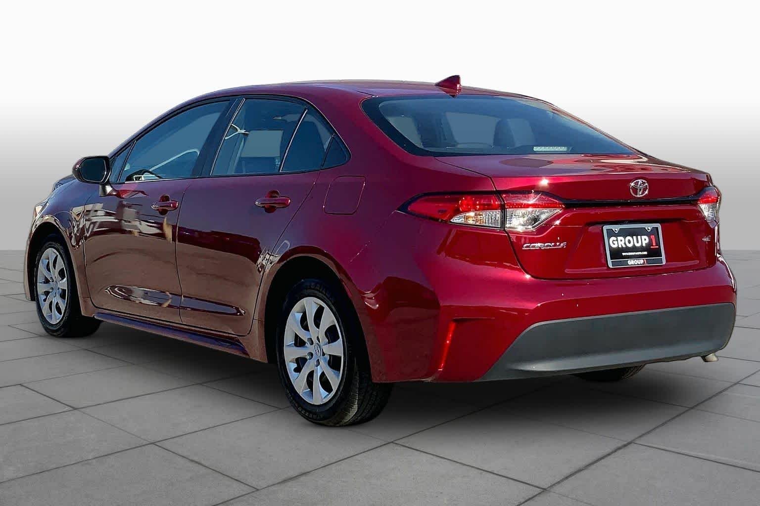Used 2025 Ruby Flare Pearl Toyota LE image 12