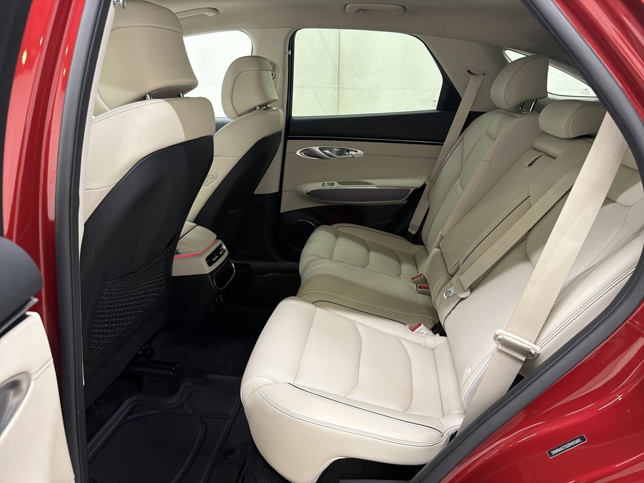 Used 2024 Mauna Red Genesis 2.5T image 19