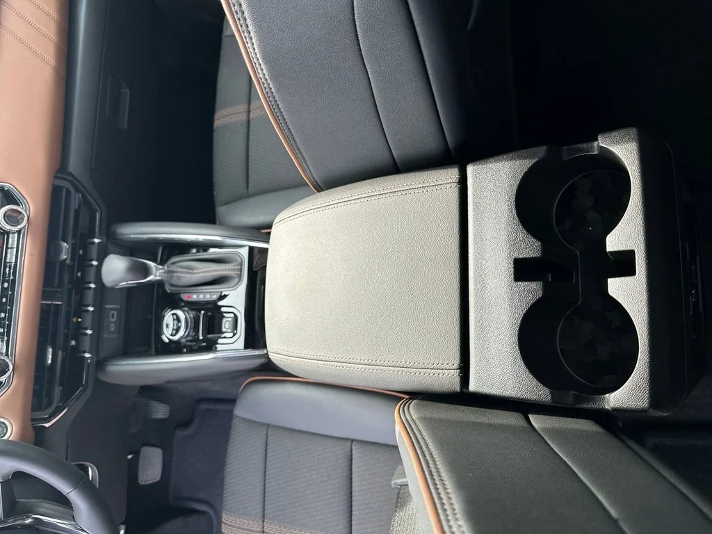 2026 GMC Canyon AT4 - Photo 28