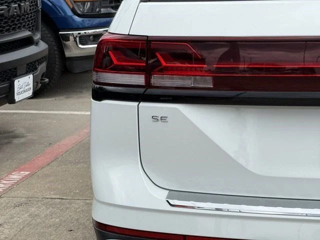 Certified Used 2025 White Volkswagen 2.0T Peak Edition image 5