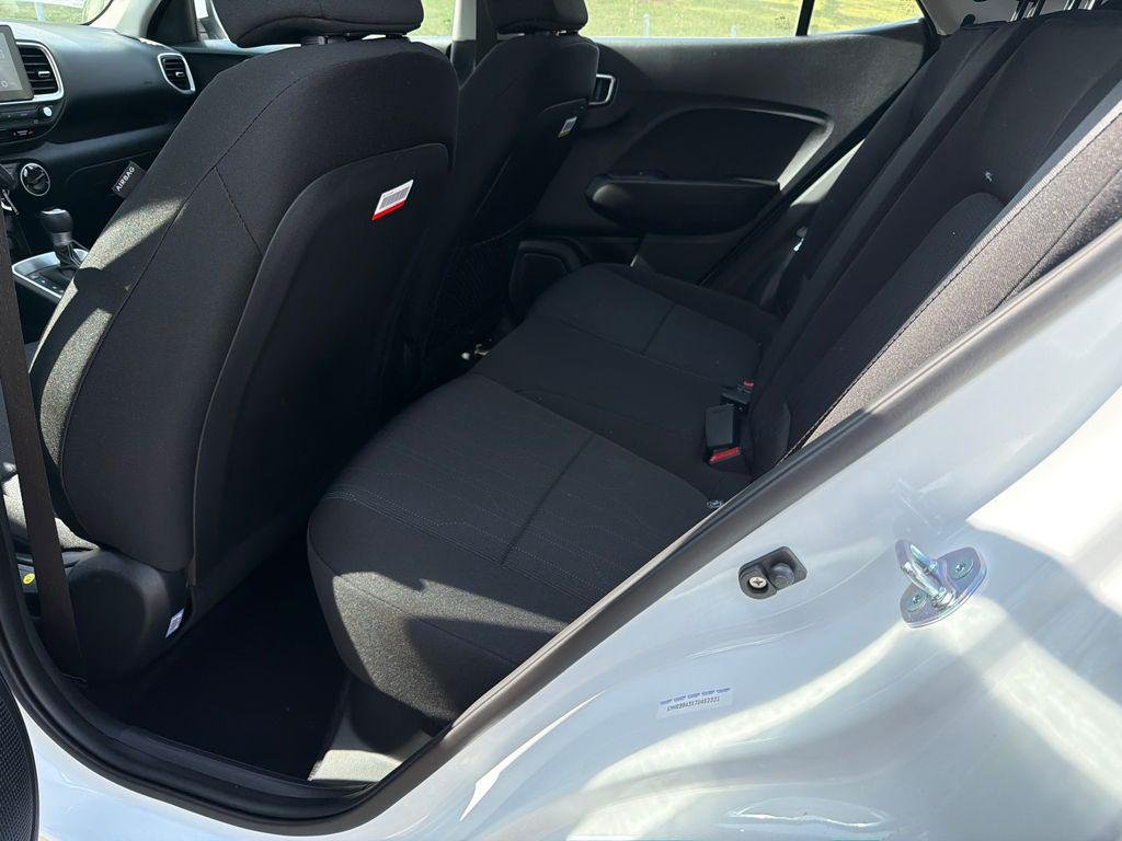 New 2026 White Hyundai SE image 20