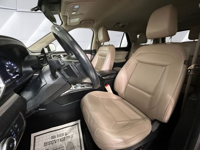 Used 2021 Gray Ford XLT image 8