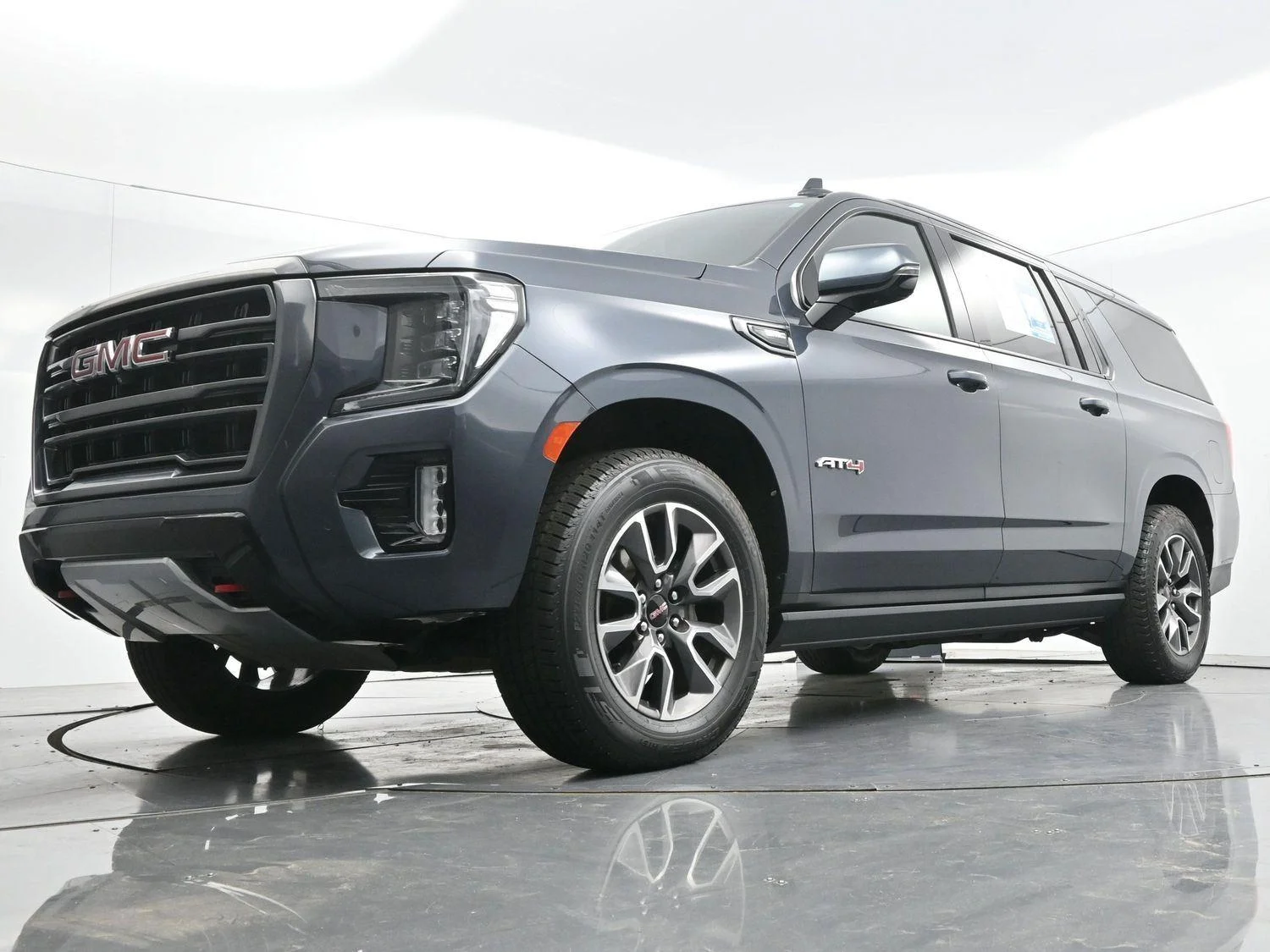 Used 2021 Dark Sky Metallic GMC AT4 image 56