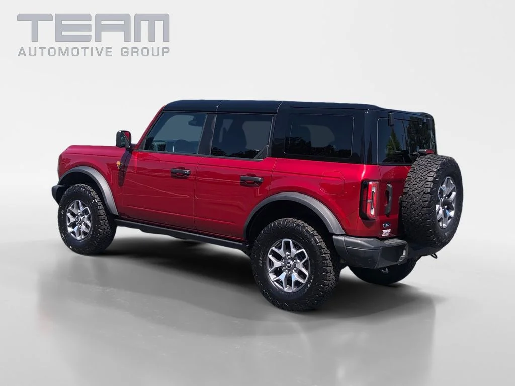 Used 2025 Red Ford Badlands image 5
