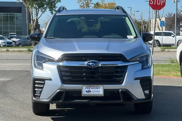 New 2026 ICE SILVER METALLIC Subaru Limited 7-Passenger image 6