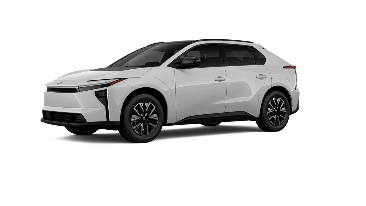 New 2026 Wind Chill Pearl Toyota XLE image 2