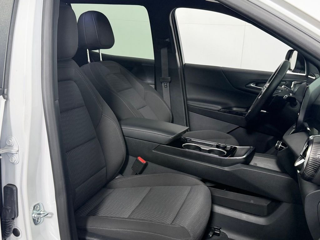Used 2026 White Chevrolet LT image 30