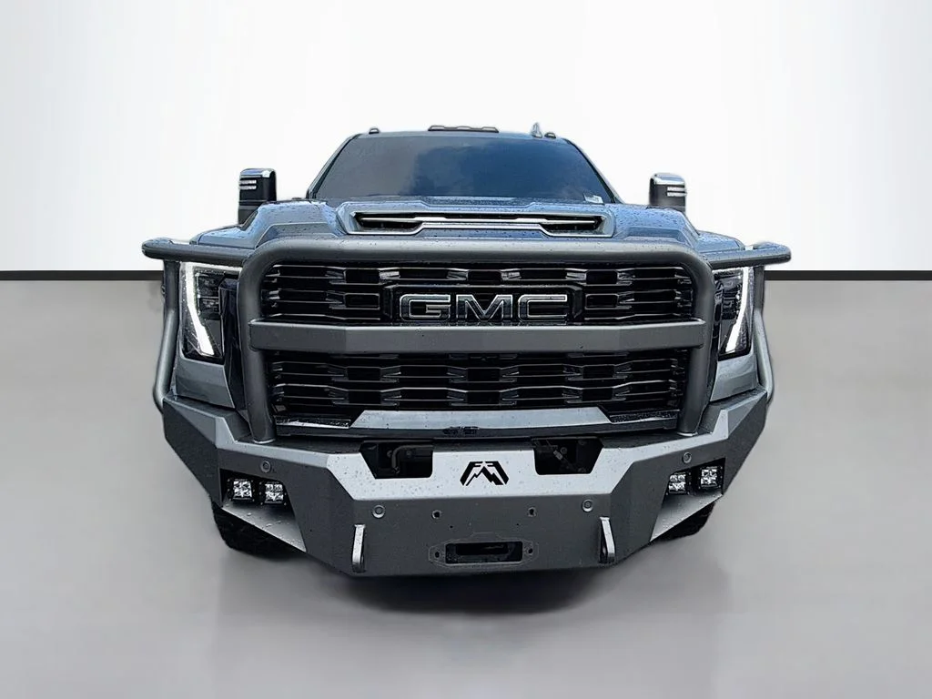 Used 2024 Silver GMC Denali Ultimate image 2