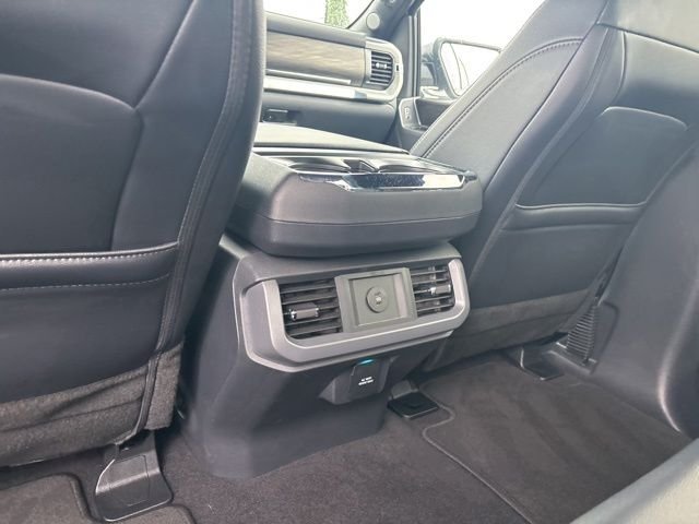 Used 2026 White Ford Lariat image 34