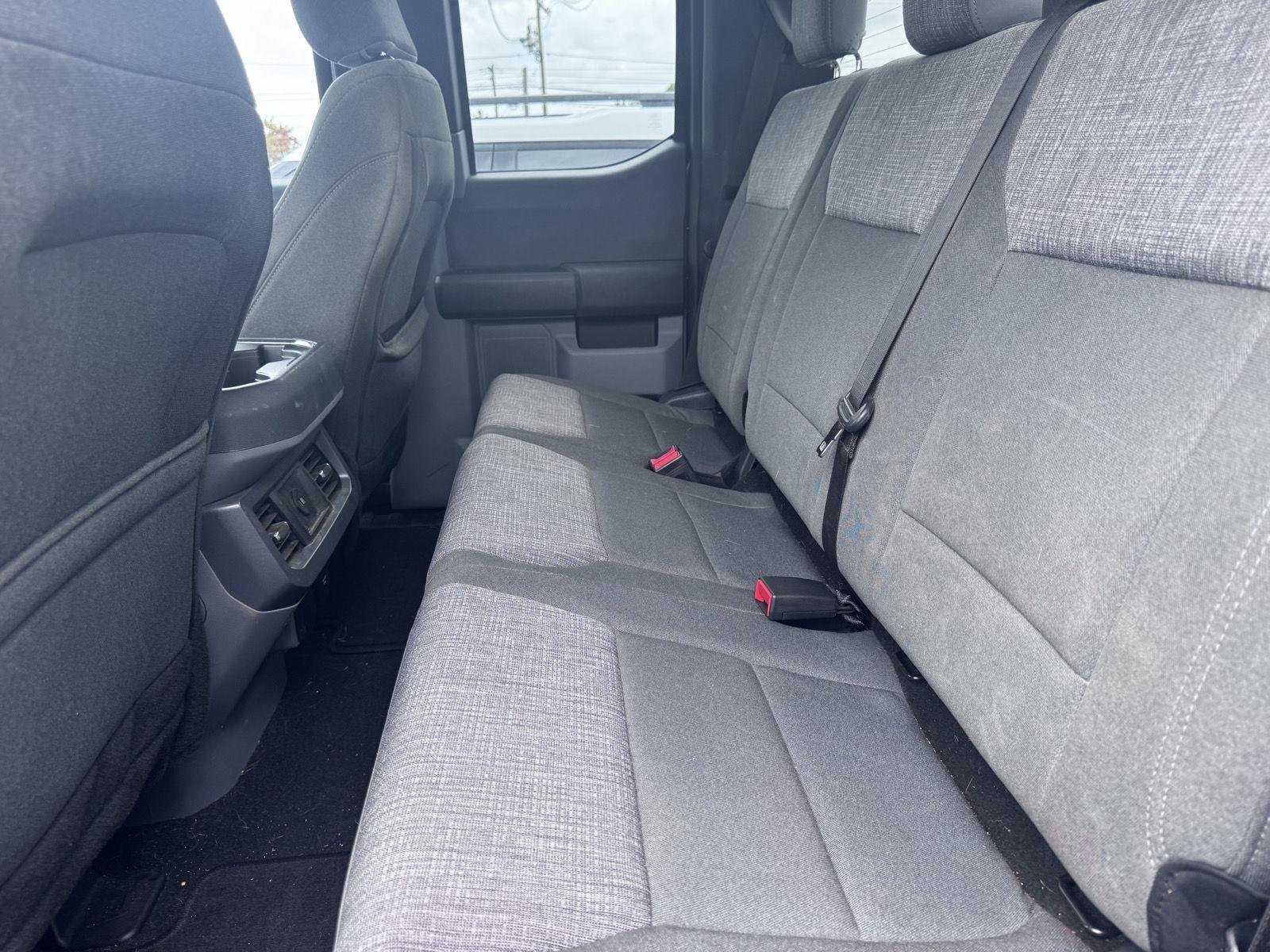Used 2024 Antimatter Blue Ford XLT image 10
