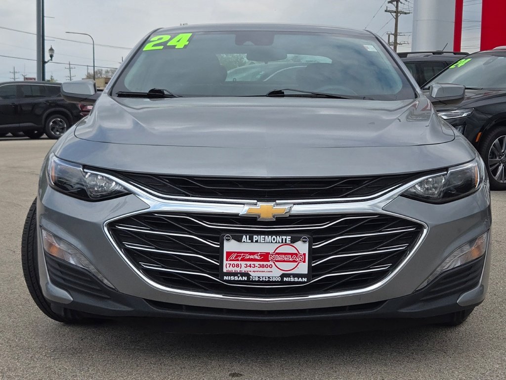 Used 2024 Gray Chevrolet LT image 4