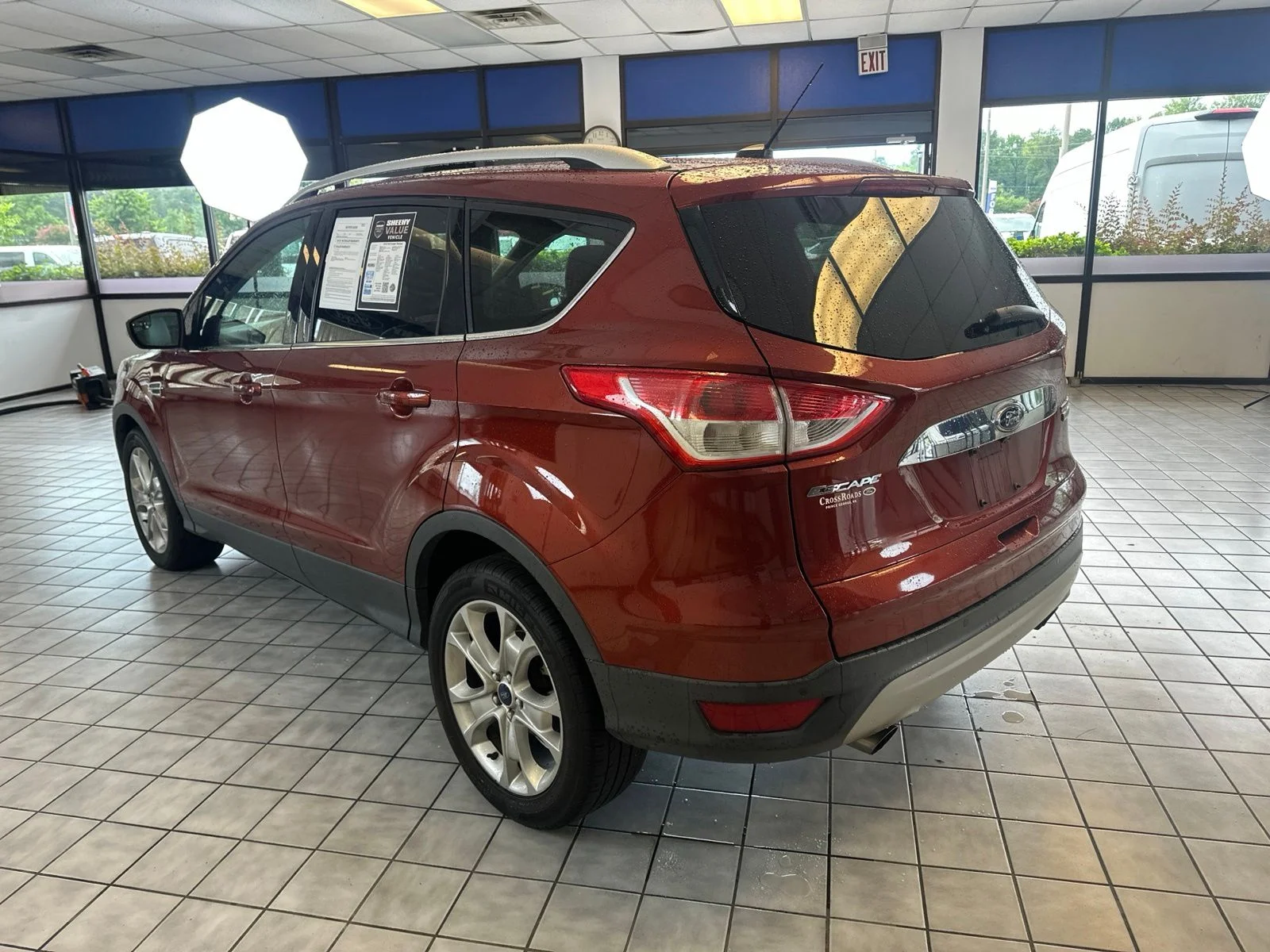 Used 2016 Orange Ford Titanium image 9