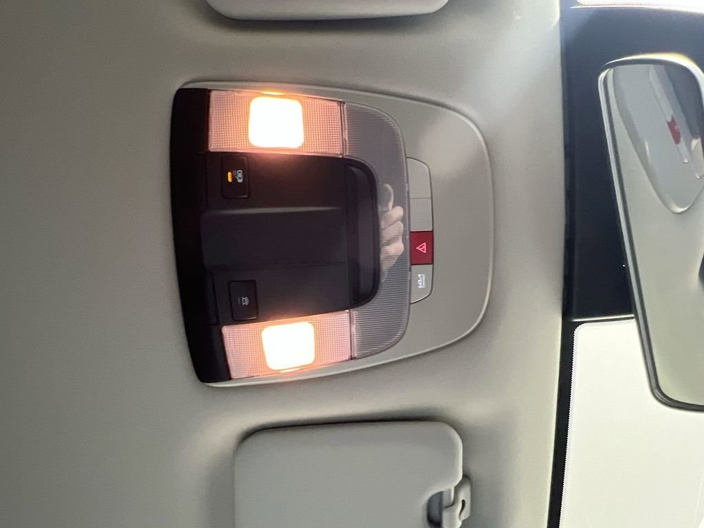 New 2026 Snow White Pearl Kia LX image 20