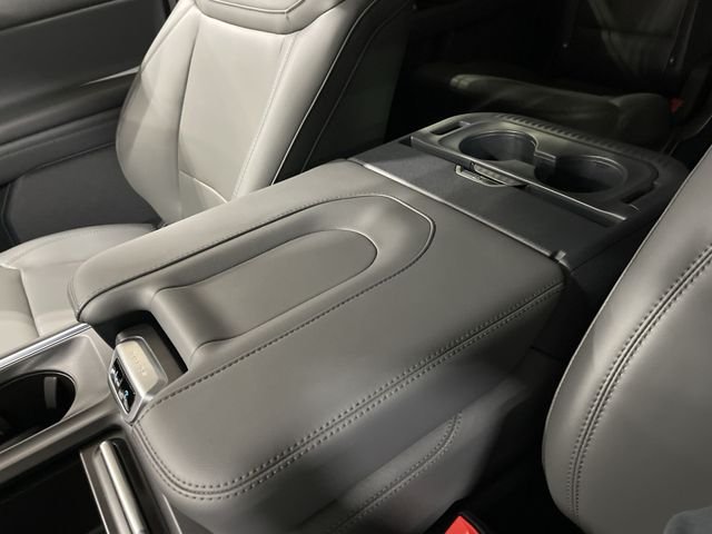 Used 2026 Star White Metallic Tri-Coat Ford MAX Active image 26