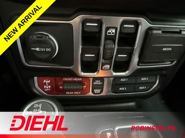 Used 2025 Blue Jeep Rubicon image 30