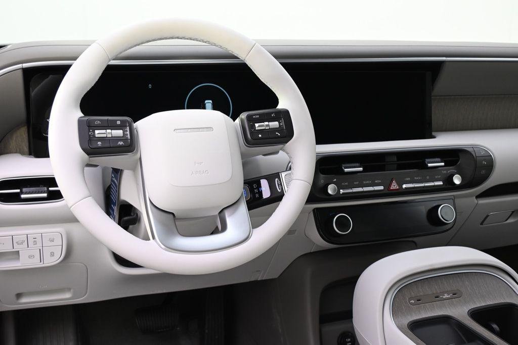 New 2026 White Pearl Hyundai SEL AWD image 12