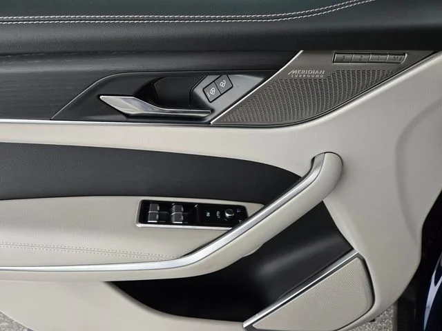 2026 Jaguar F-Pace R-Dynamic S - Photo 20