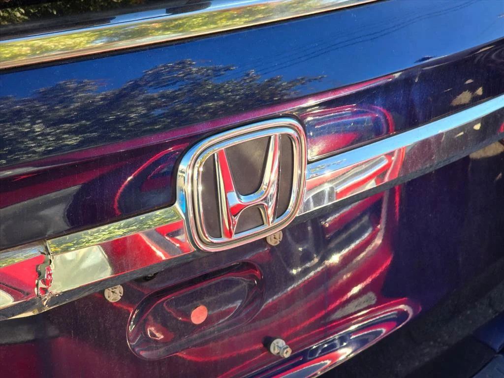Used 2020 Blue Honda EX-L image 19