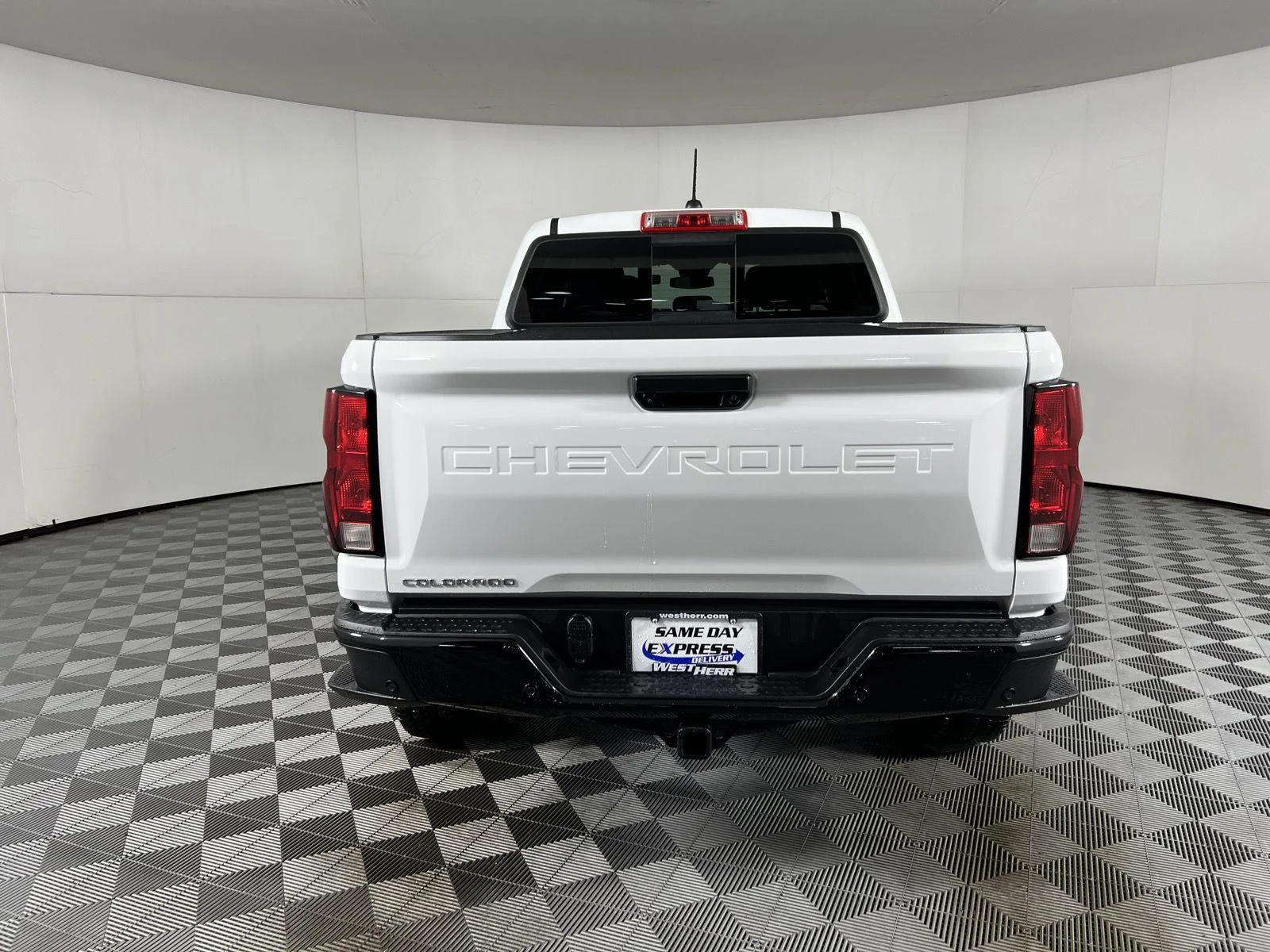 New 2026 Summit White Chevrolet Trail Boss image 35